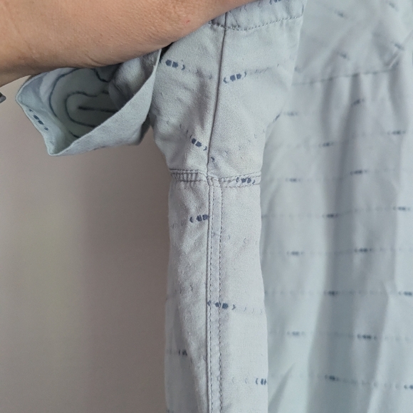 Kuhl Men's XL Button Down Shirt - Picture 4 of 4